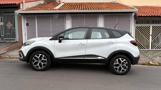 RENAULT CAPTUR 1.3 TCE FLEX INTENSE X-TRONIC RENAULT CAPTUR 1.3 TCE FLEX INTENSE X-TRONIC